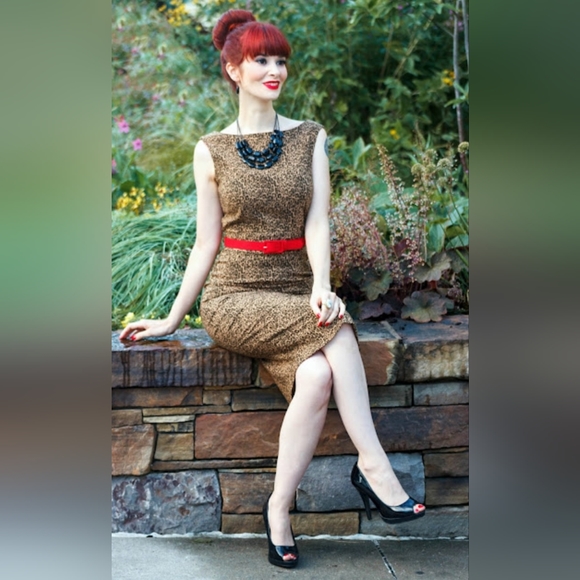 Bettie Page Animal Print Fitted Dress with Back Split and Open Back - Picture 14 of 17